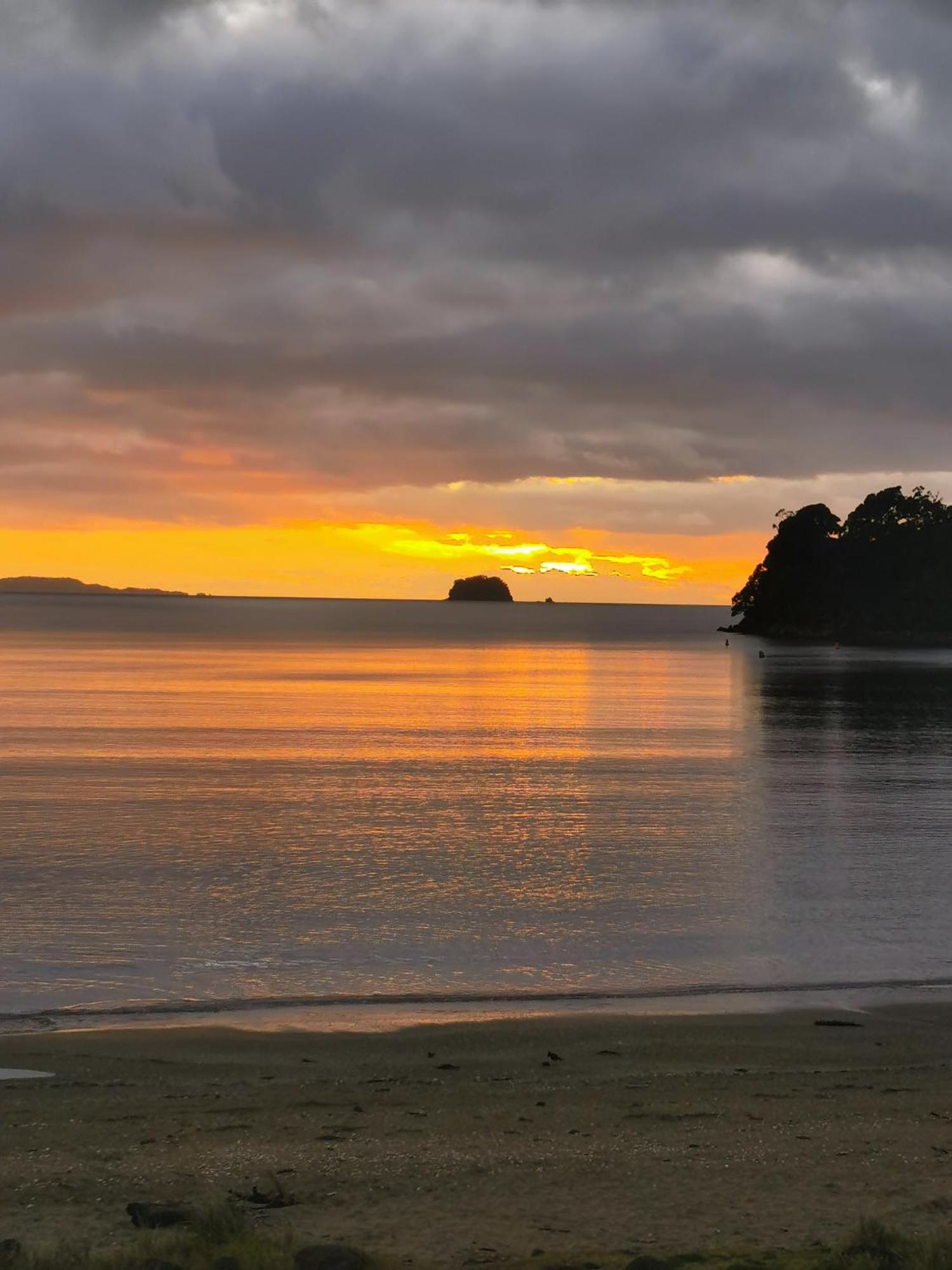 Waterfront Apartments Whitianga Exterior photo